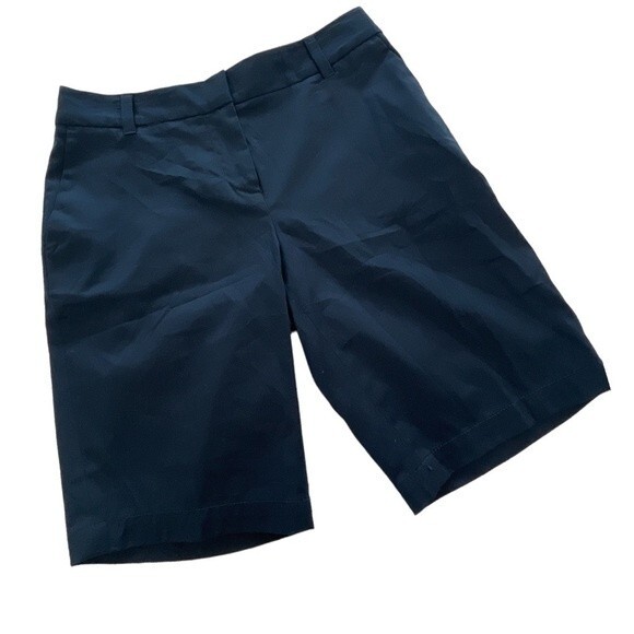 NWT Liz Claiborne Navy Stretch Bermuda Shorts Size 4P - Picture 2 of 8